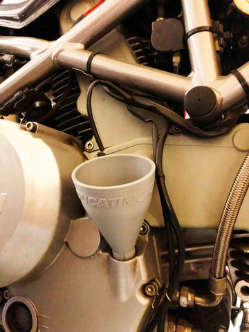 Ducati Monster Oil funnel - Threaded